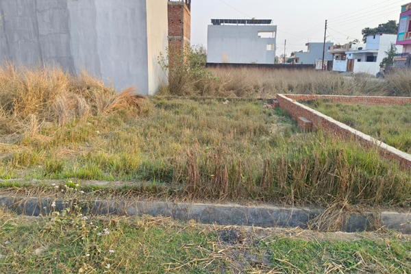 Residential Plot / Land in Jungle Dhusan Gorakhpur